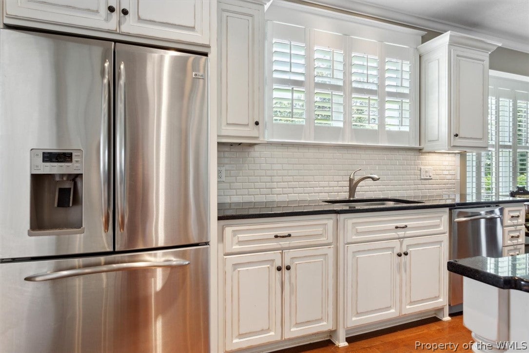 341 Syms Street Hampton, VA 23669 - Photo 13 of 46 Gallery Image 13