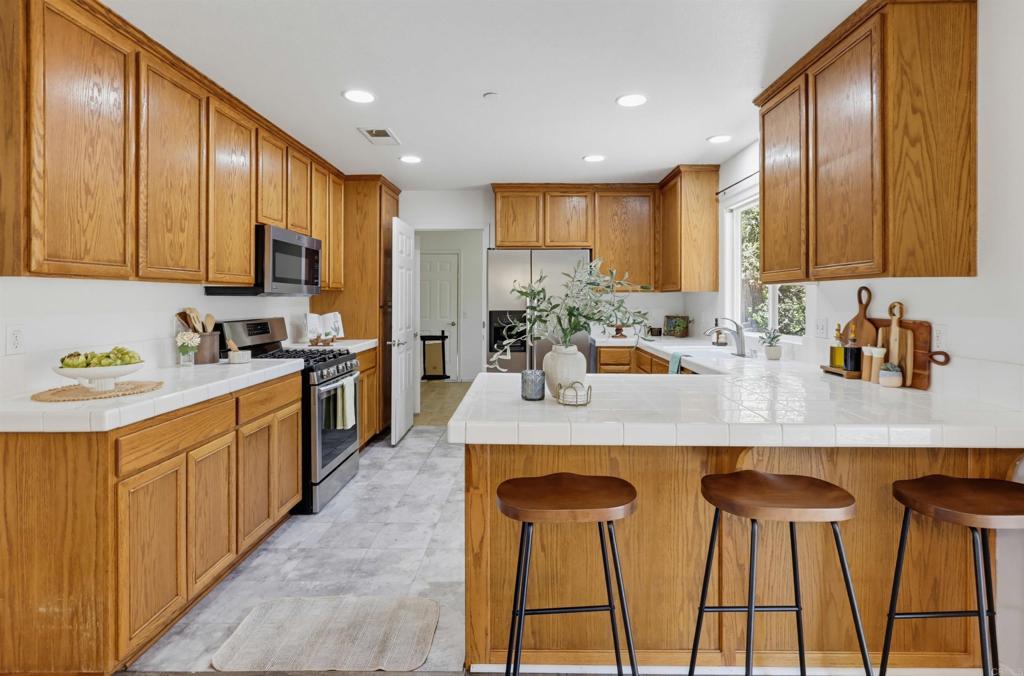 9744 Sierra Madre Road Spring Valley, CA 91977 - Photo 16 of 51 Gallery Image 16