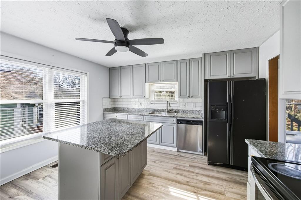 936 Tyrell Drive Austell, GA 30106 - Photo 11 of 28