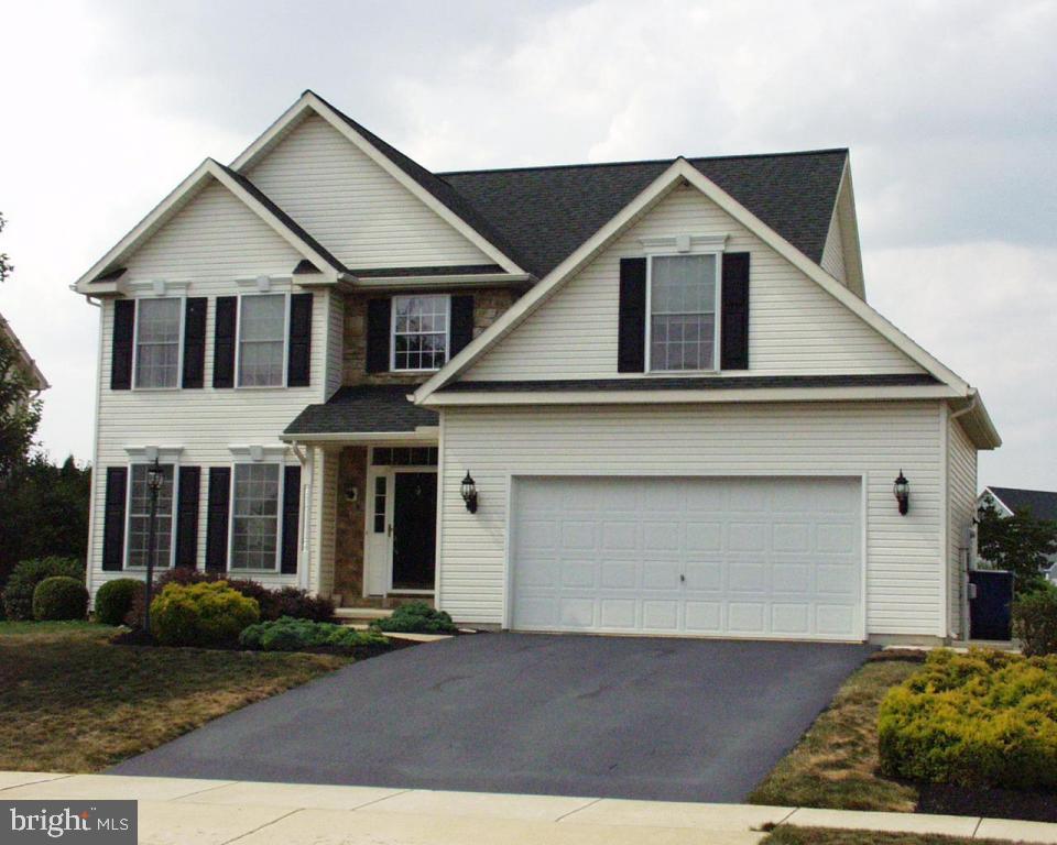 459 Old Farm Road Palmyra, PA 17078 - Photo 1 of 8 Gallery Image 1