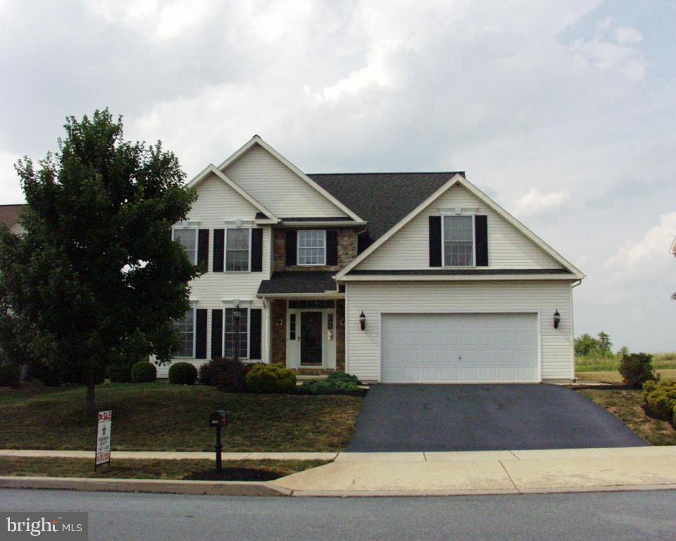 459 Old Farm Road Palmyra, PA 17078 - Photo 2 of 8 Gallery Image 2