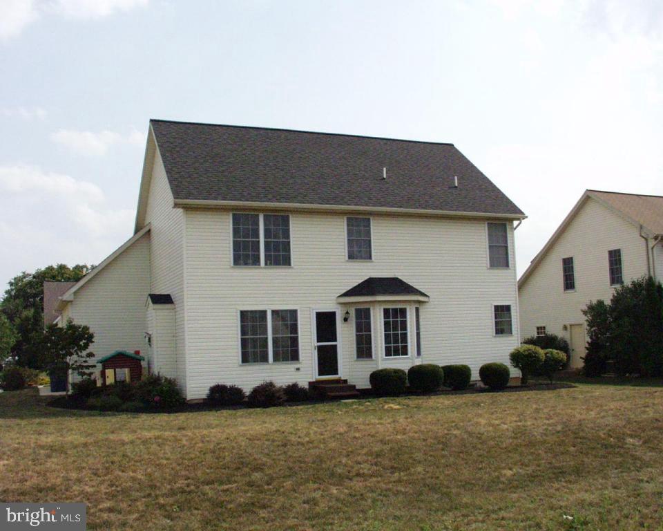 459 Old Farm Road Palmyra, PA 17078 - Photo 3 of 8 Gallery Image 3