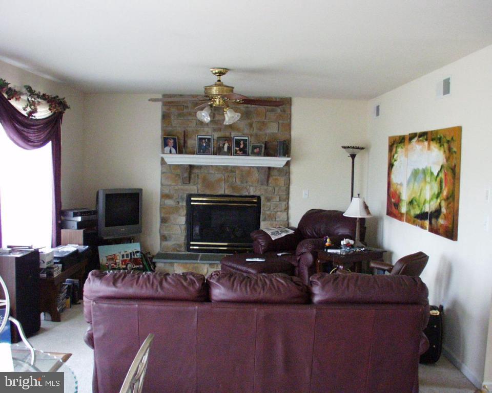 459 Old Farm Road Palmyra, PA 17078 - Photo 8 of 8 Gallery Image 8