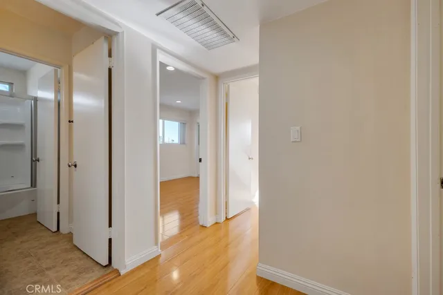 $3,500 | 18550 Hatteras Street, Unit 76, Tarzana, CA 91356