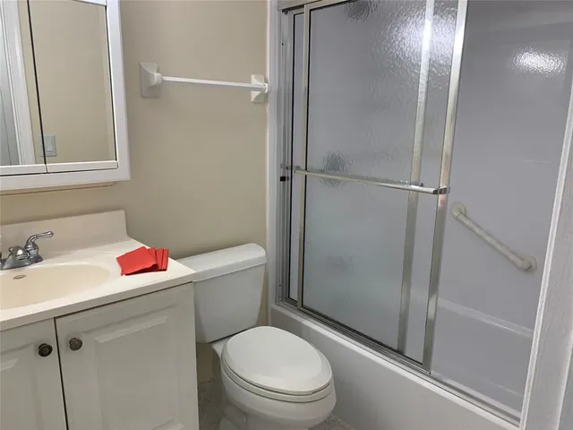 $205,000 | 9460 Poinciana Place, Unit 203, Davie, FL 33324