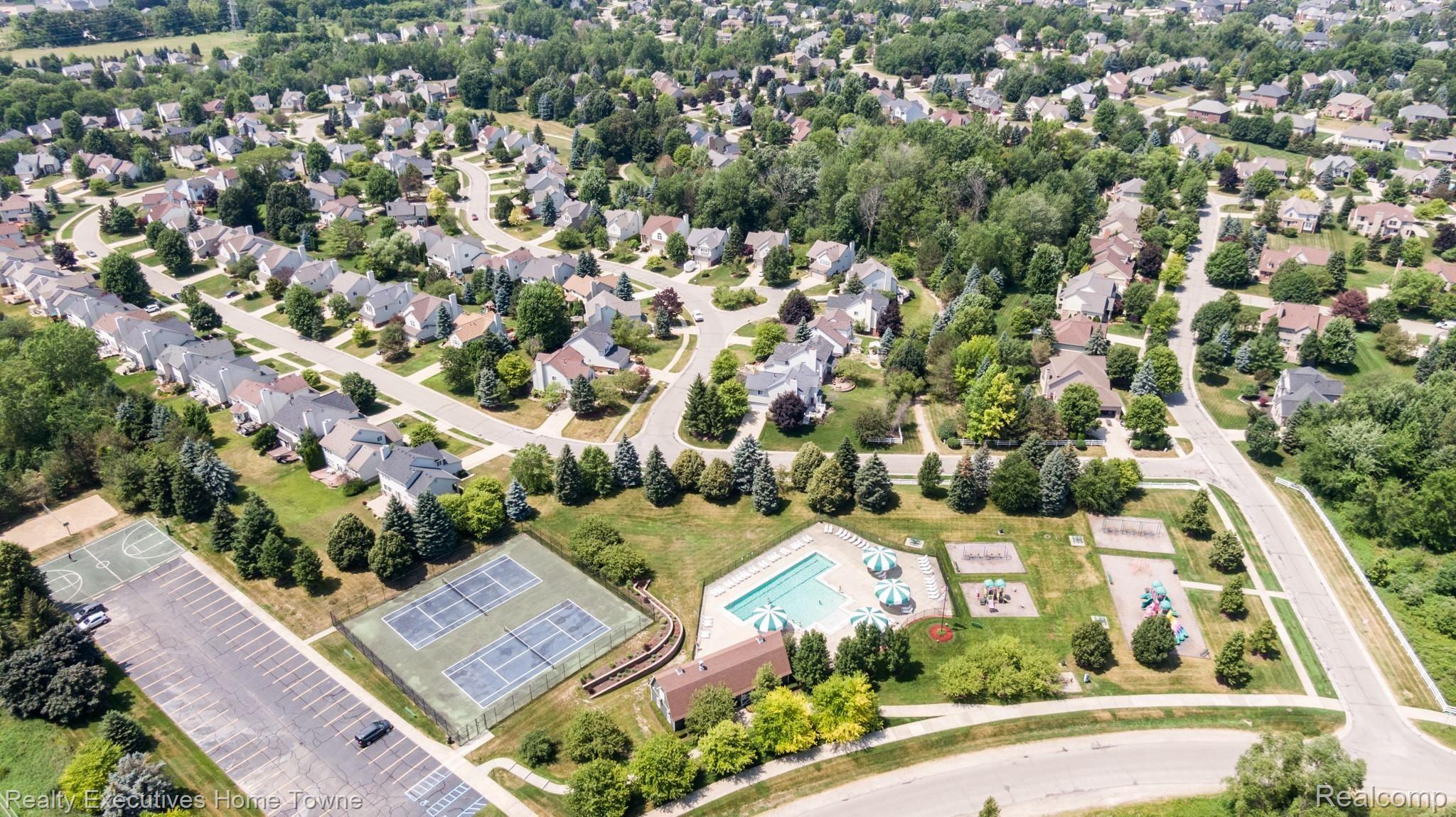 4224 Wincrest Lane Rochester, MI 48306 - Photo 72 of 74 4224 Wincrest Ln-80.JPG