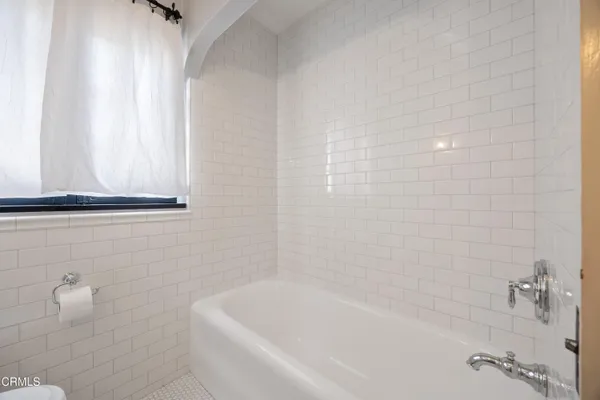 a bathroom with a tub