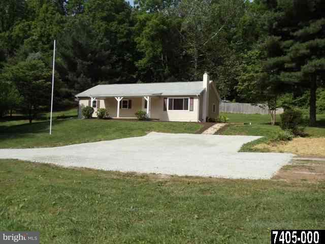 631 Norris Road Airville, PA 17302 - Photo 3 of 25 Gallery Image 3