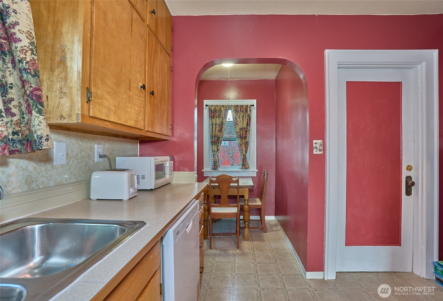 403 Alabama Street Bellingham, WA 98225 - Photo 7 of 20