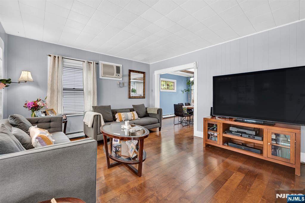 60 Vanderburgh Avenue Rutherford, NJ 07070 - Photo 10 of 50
