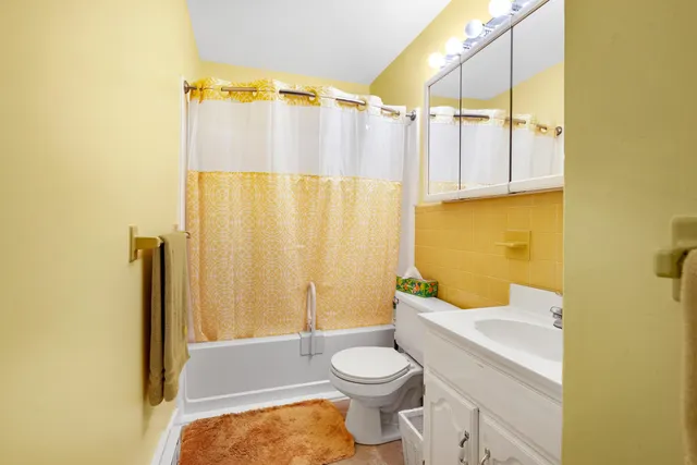 $395,000 | 315 East Drumbed Road, Villas, NJ 08251