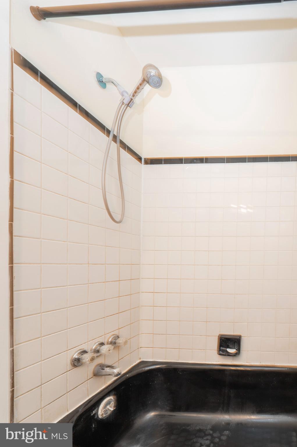 8608 Temple Road Philadelphia, PA 19150 - Photo 15 of 18 Gallery Image 15