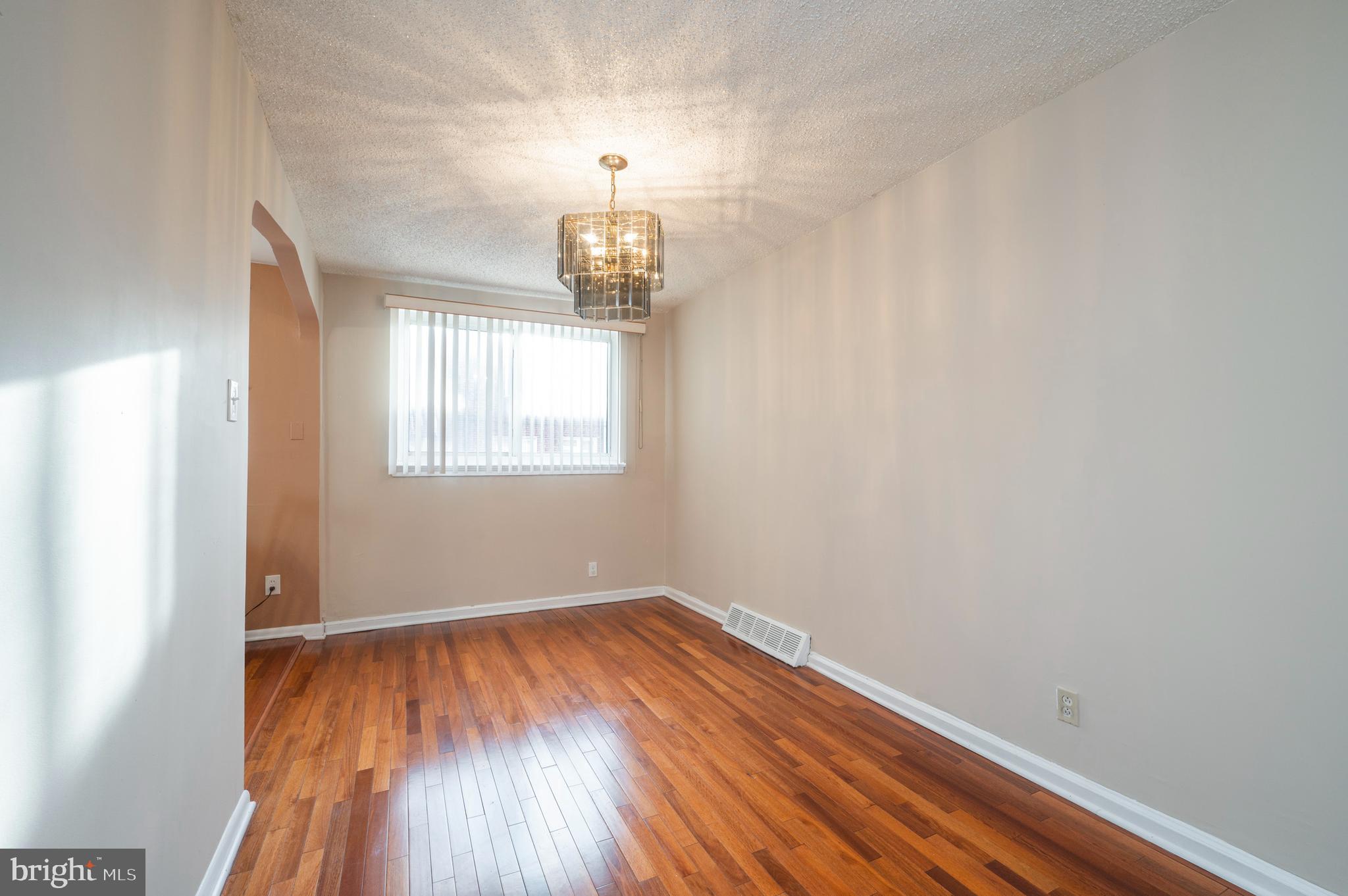 8608 Temple Road Philadelphia, PA 19150 - Photo 7 of 18 Gallery Image 7