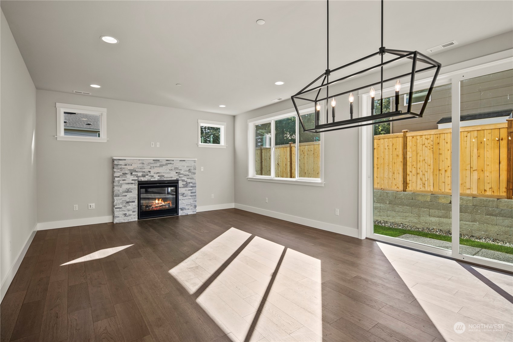 22538 Meridian Avenue South Bothell, WA 98021 - Photo 13 of 36 Gallery Image 13