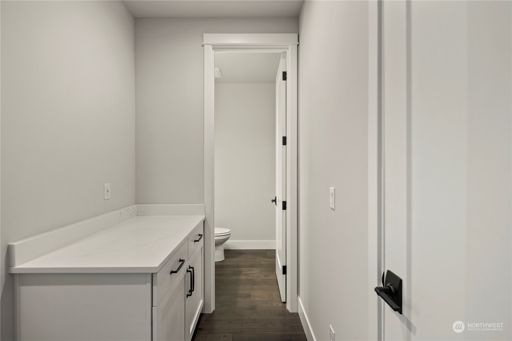 22538 Meridian Avenue South Bothell, WA 98021 - Photo 15 of 36 Gallery Image 15