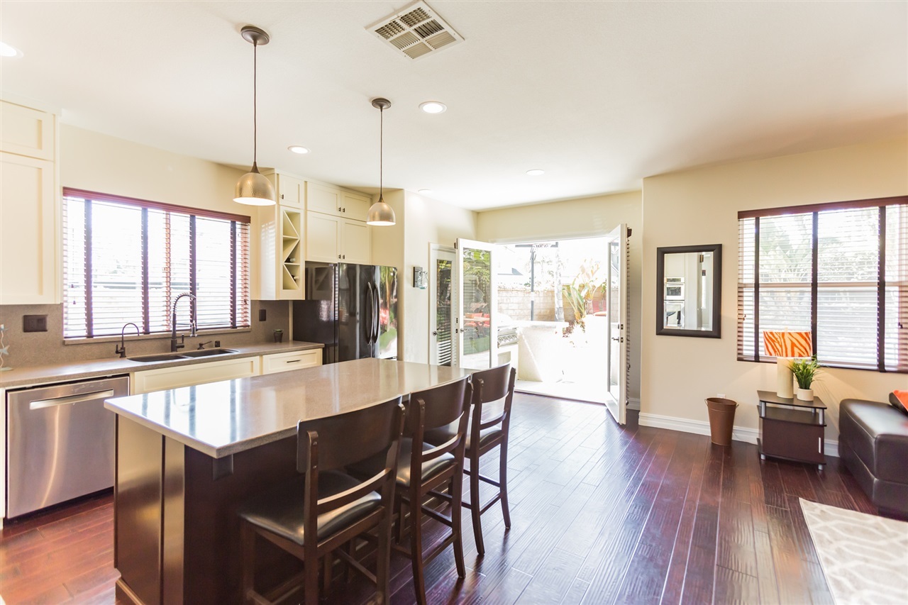 3541 Hummock Drive Carlsbad, CA 92010 - Photo 9 of 25