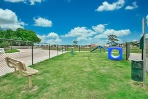 $1,675 | 21155 Gosling Road, Unit 26C, Spring, TX 77388