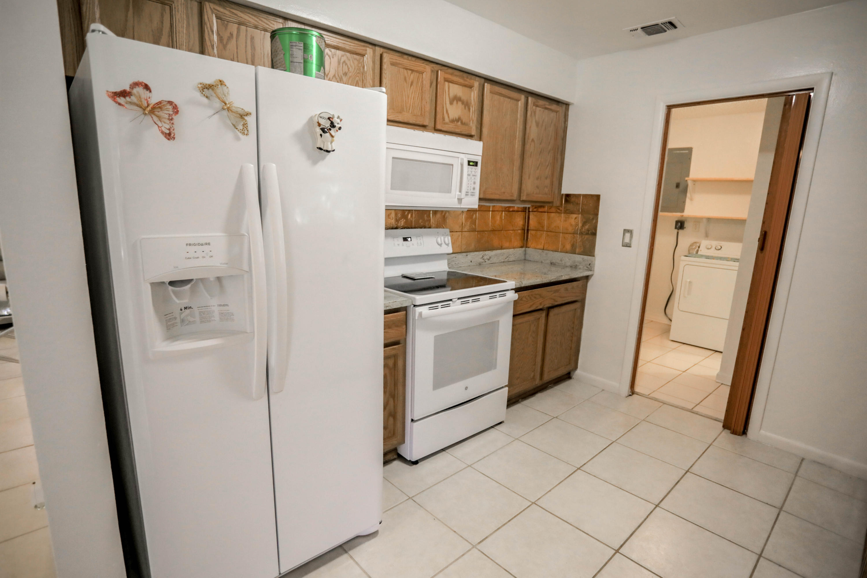 4216 Gulfstream Road Lake Worth, FL 33461 - Photo 39 of 67 L45A8831