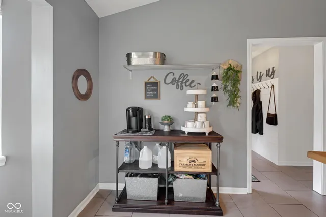 $344,900 | 1015 East Killian Drive, Mooresville, IN 46158