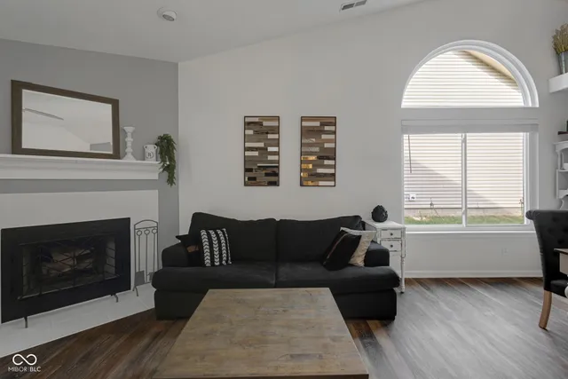 $344,900 | 1015 East Killian Drive, Mooresville, IN 46158