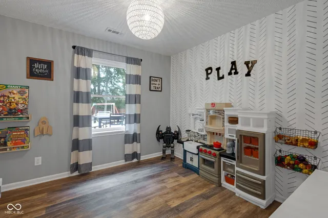 $344,900 | 1015 East Killian Drive, Mooresville, IN 46158