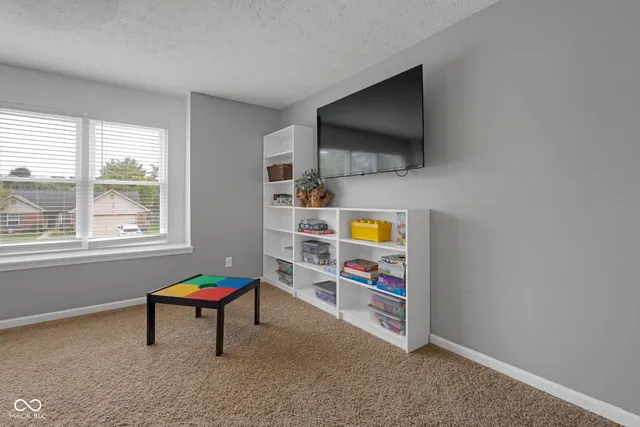 $344,900 | 1015 East Killian Drive, Mooresville, IN 46158