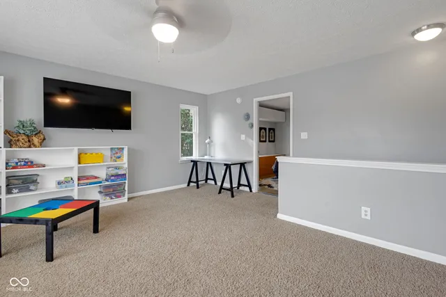 $344,900 | 1015 East Killian Drive, Mooresville, IN 46158