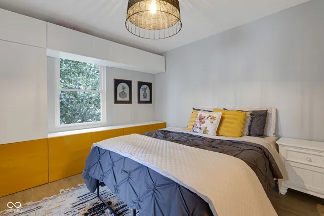 $344,900 | 1015 East Killian Drive, Mooresville, IN 46158