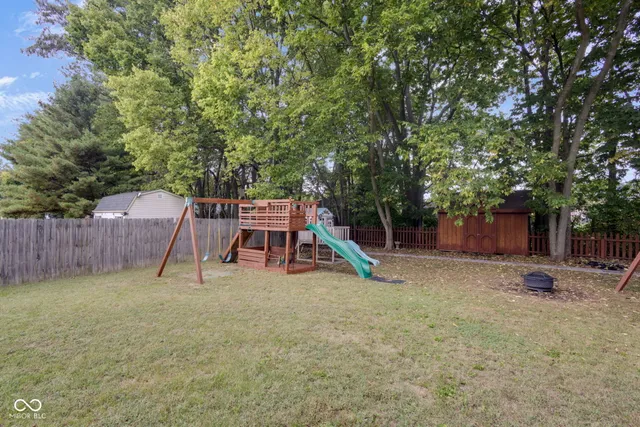 $344,900 | 1015 East Killian Drive, Mooresville, IN 46158