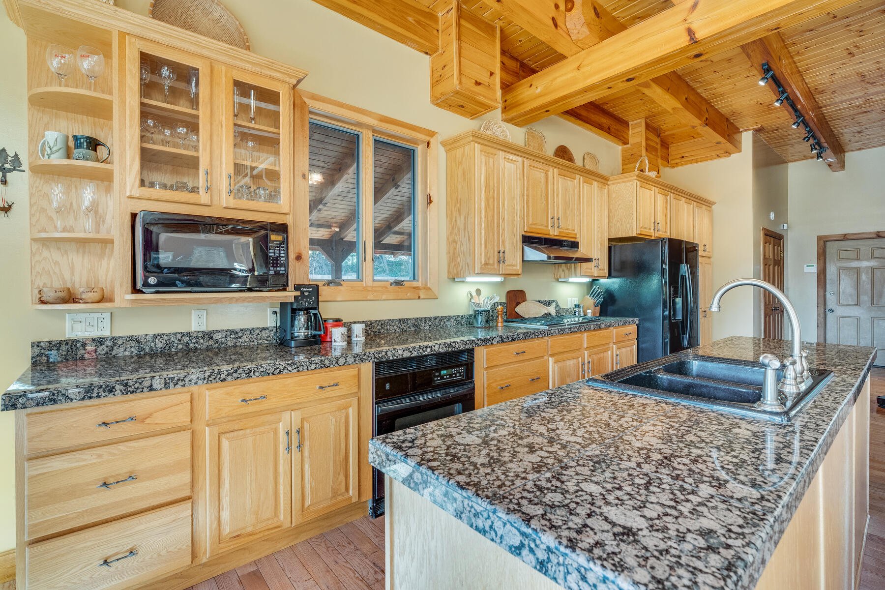 141 Bear Ridge Drive Butler, TN 37640 - Photo 30 of 83 119