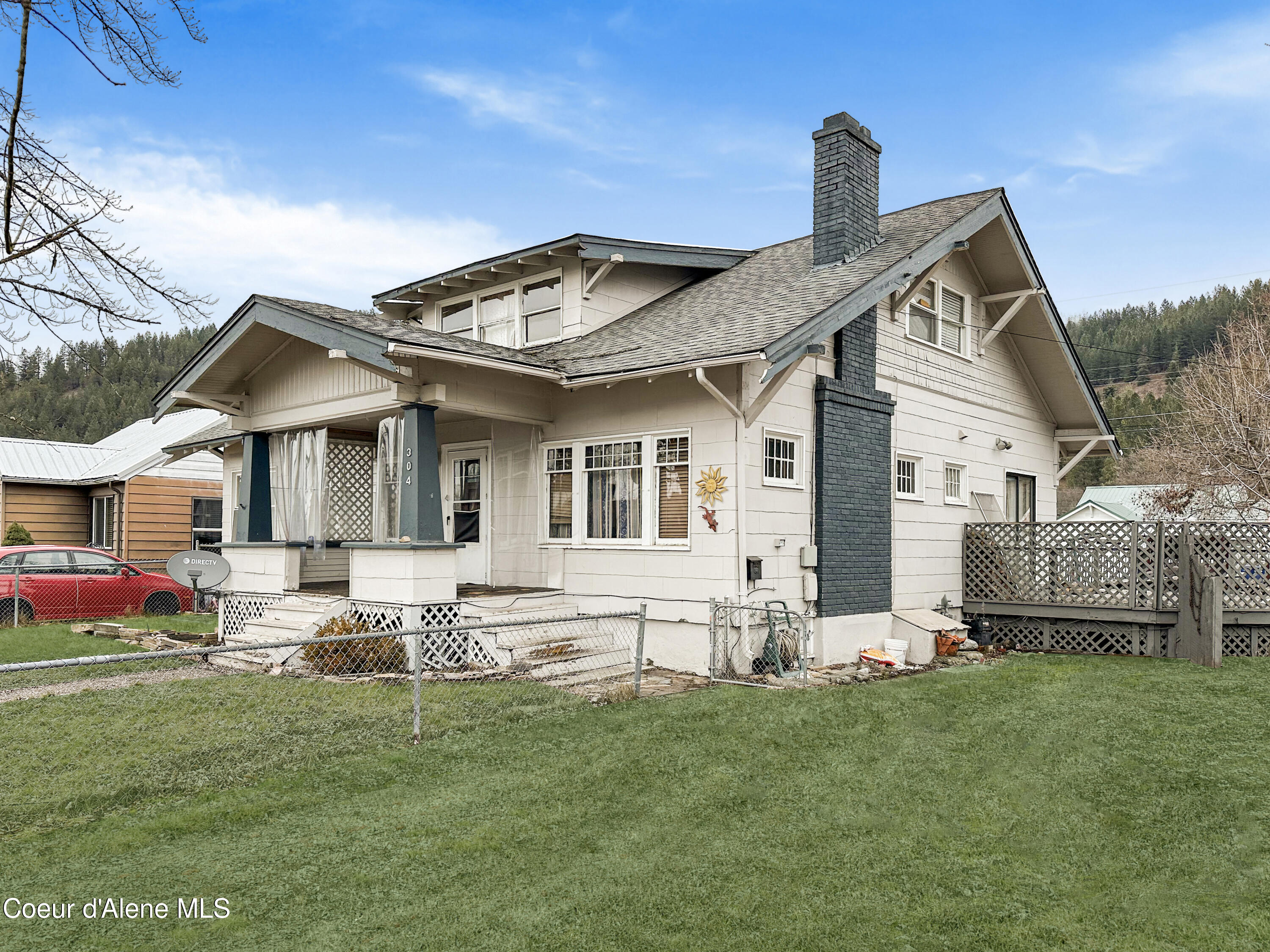 304 Riverside Ave West  