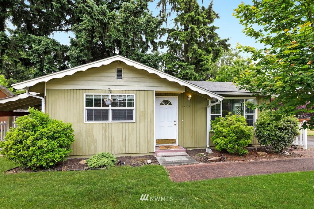 6428 Cady Road Everett, WA 98203 - Photo 1 of 24