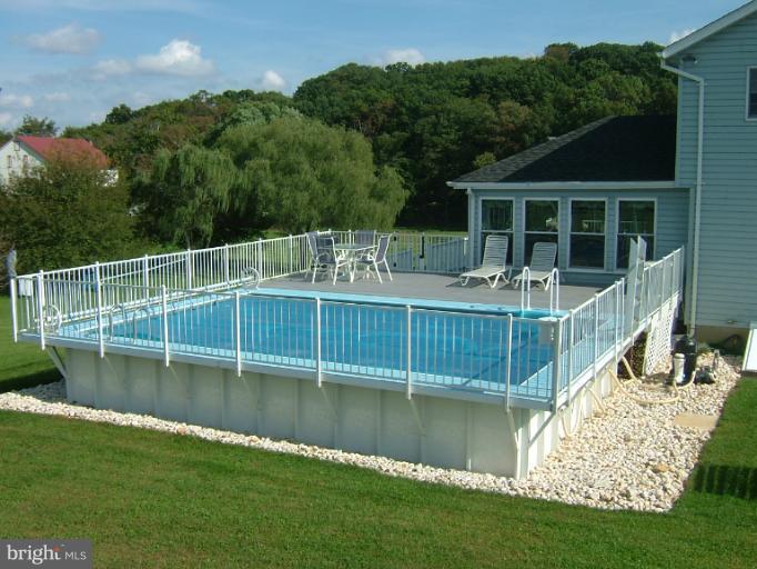 2404 Patapsco Road Finksburg, MD 21048 - Photo 20 of 24 Pool Deck
