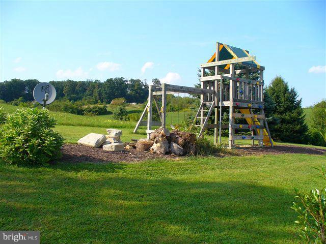 2404 Patapsco Road Finksburg, MD 21048 - Photo 22 of 24 Play Set