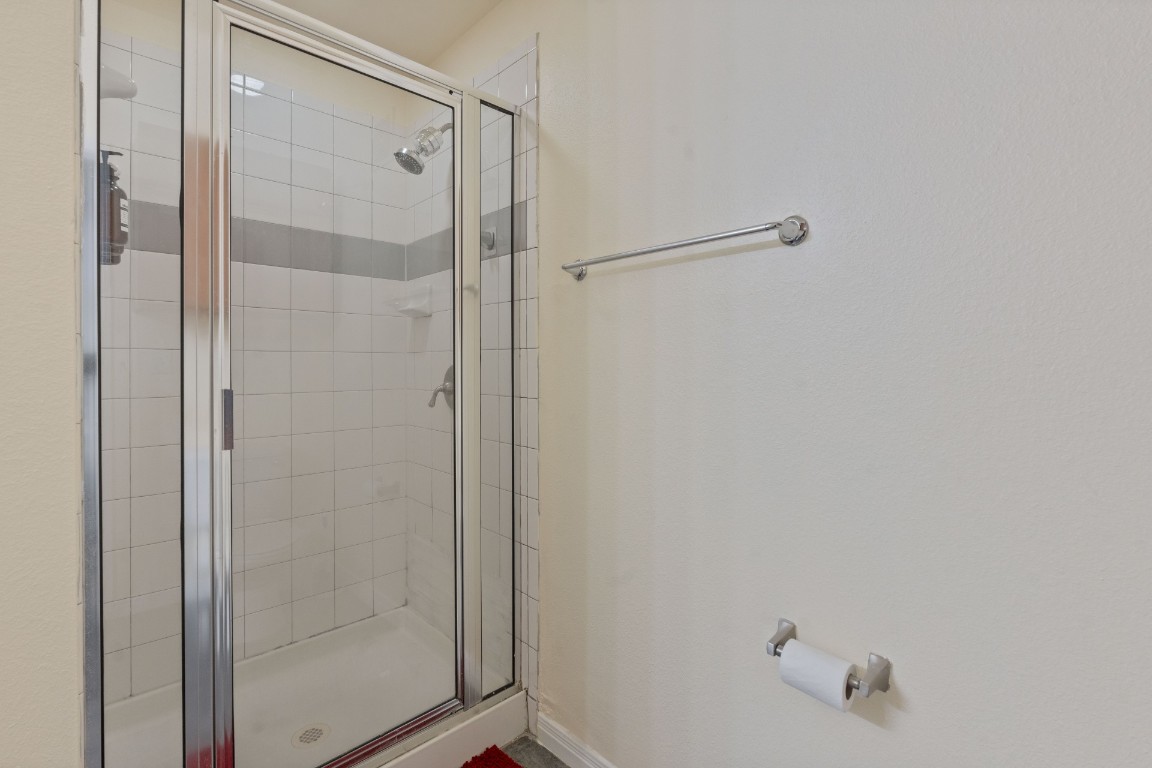 2502 Leon Street, Unit 501 Austin, TX 78705 - Photo 6 of 14 Full bath with a shower stall