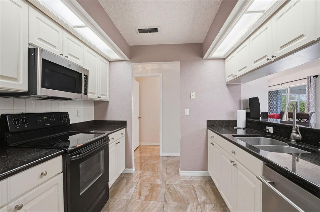 6125 Nantucket Lane Spring Hill, FL 34608 - Photo 16 of 75