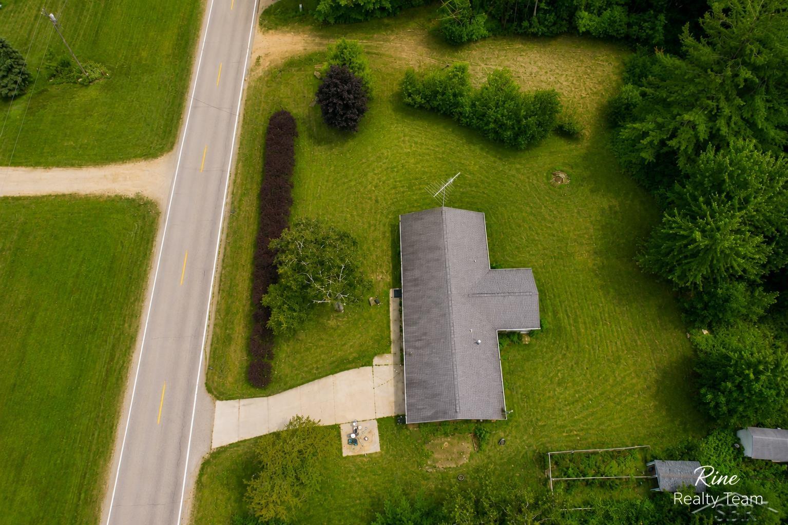 5910 East Baseline Road Mount Pleasant, MI 48858 - Photo 39 of 41