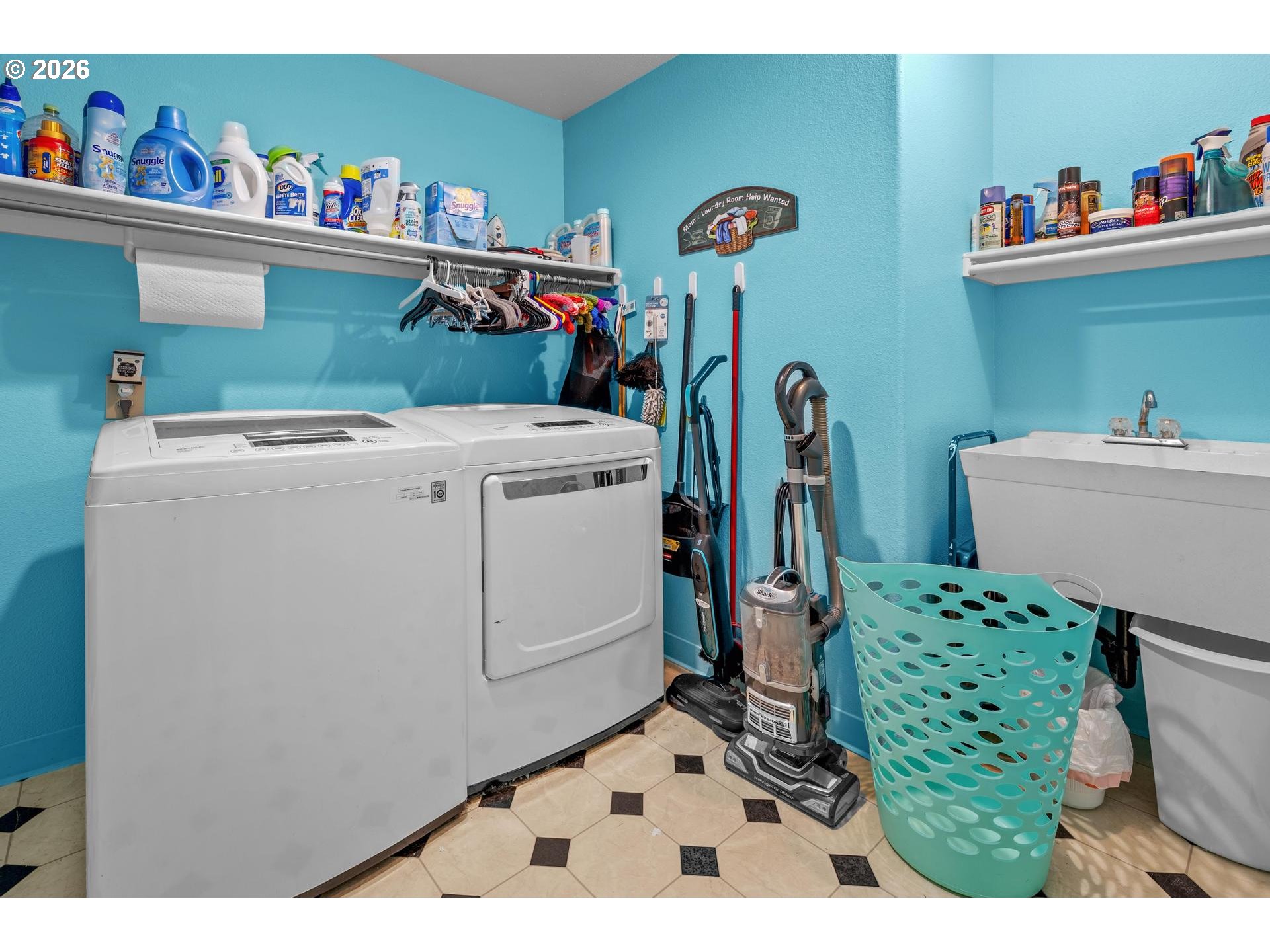 33261 Filbert Lane Warren, OR 97053 - Photo 24 of 35 a room with toys and a wooden floor