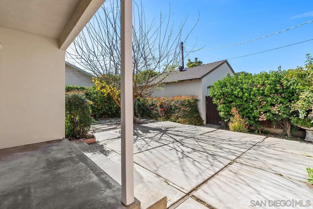 8631 Sands Avenue Riverside, CA 92504 - Photo 23 of 27 Gallery Image 23