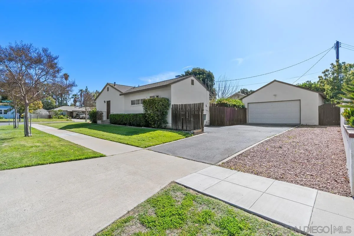 8631 Sands Avenue Riverside, CA 92504 - Photo 3 of 27 Gallery Image 3