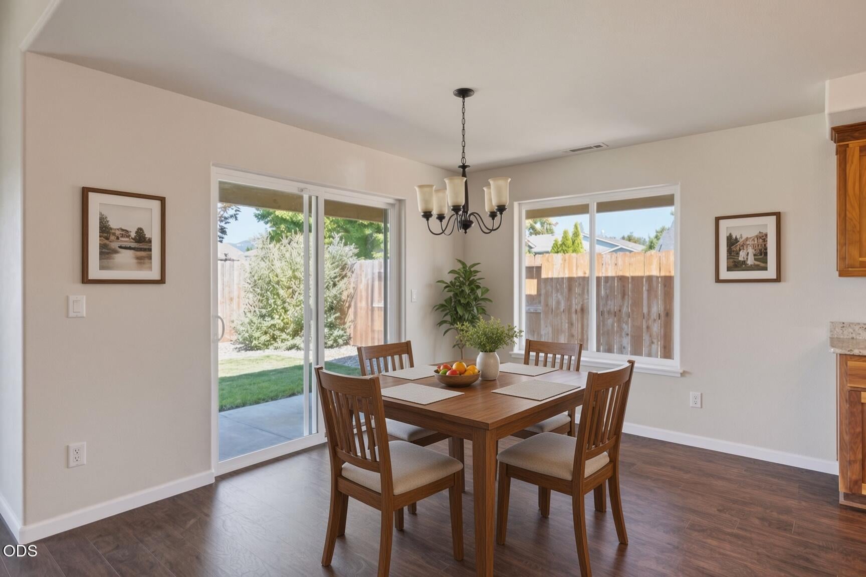 172 Southeast Yorktown Road Grants Pass, OR 97527 - Photo 12 of 27 Gallery Image 12