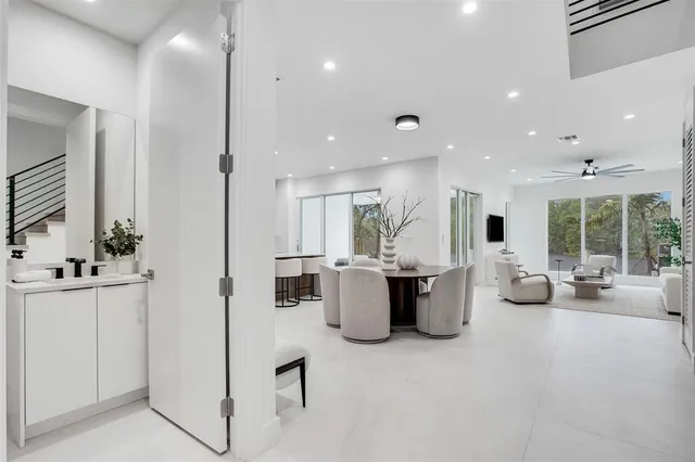 $1,950,000 | 1133 Northeast 18th Court, Unit 1133, Fort Lauderdale, FL 33305