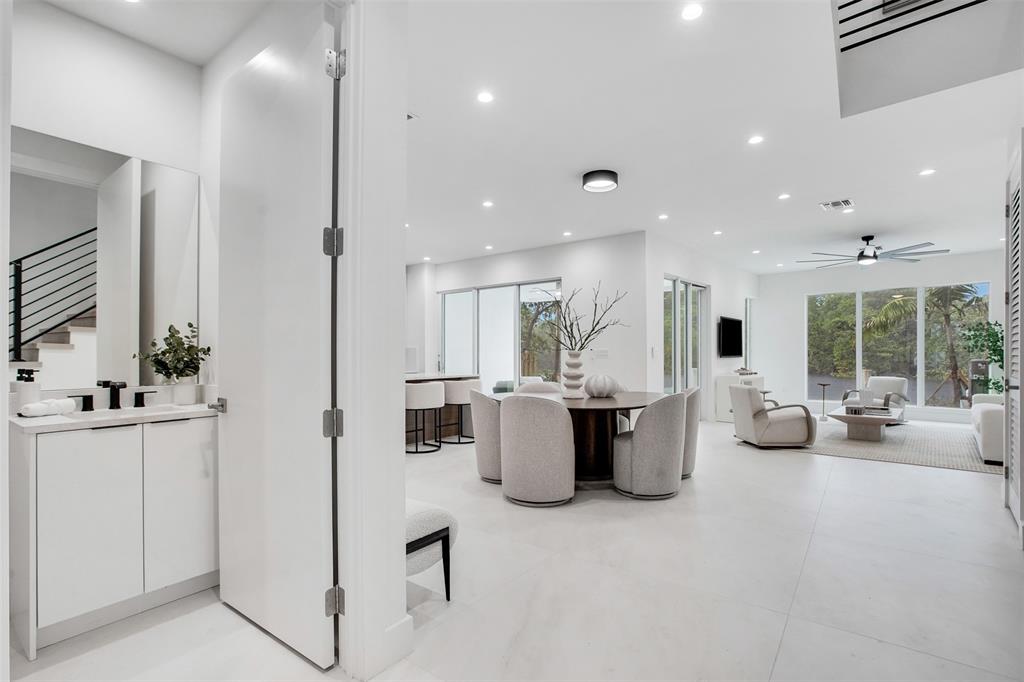 1133 Northeast 18th Court, Unit 1133 Fort Lauderdale, FL 33305 - Photo 13 of 22