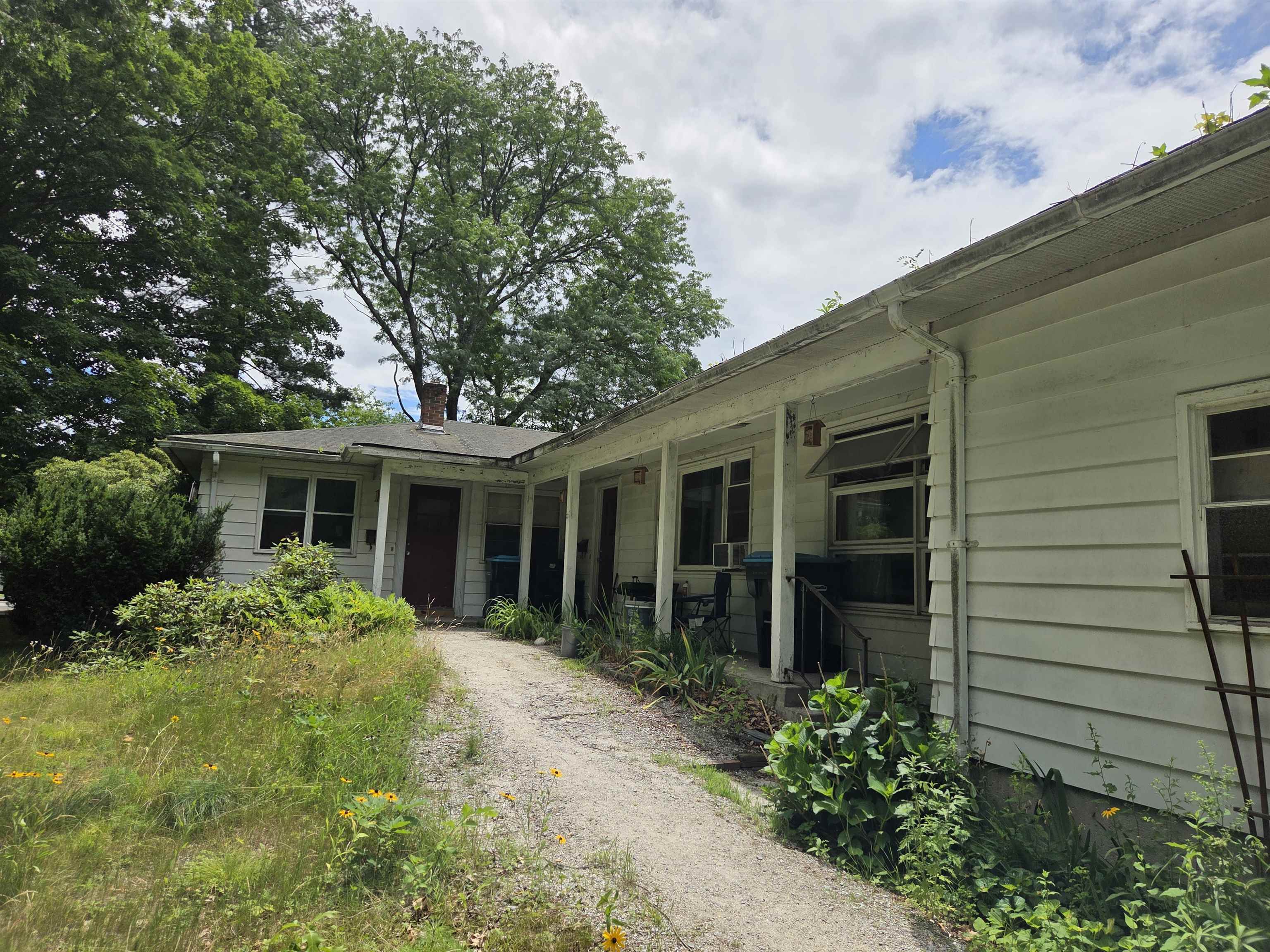 39 Penacook Street Concord, NH 03301 - Photo 1 of 36