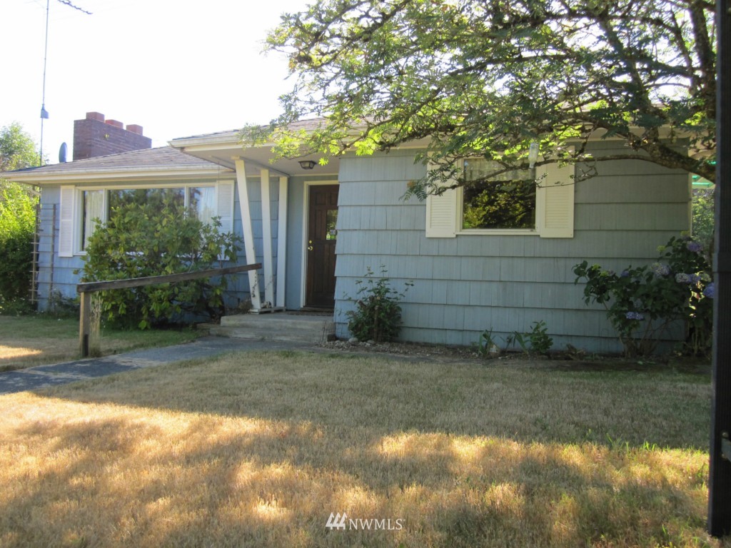 22119 Foss Road Northeast Poulsbo, WA 98370 - Photo 5 of 13