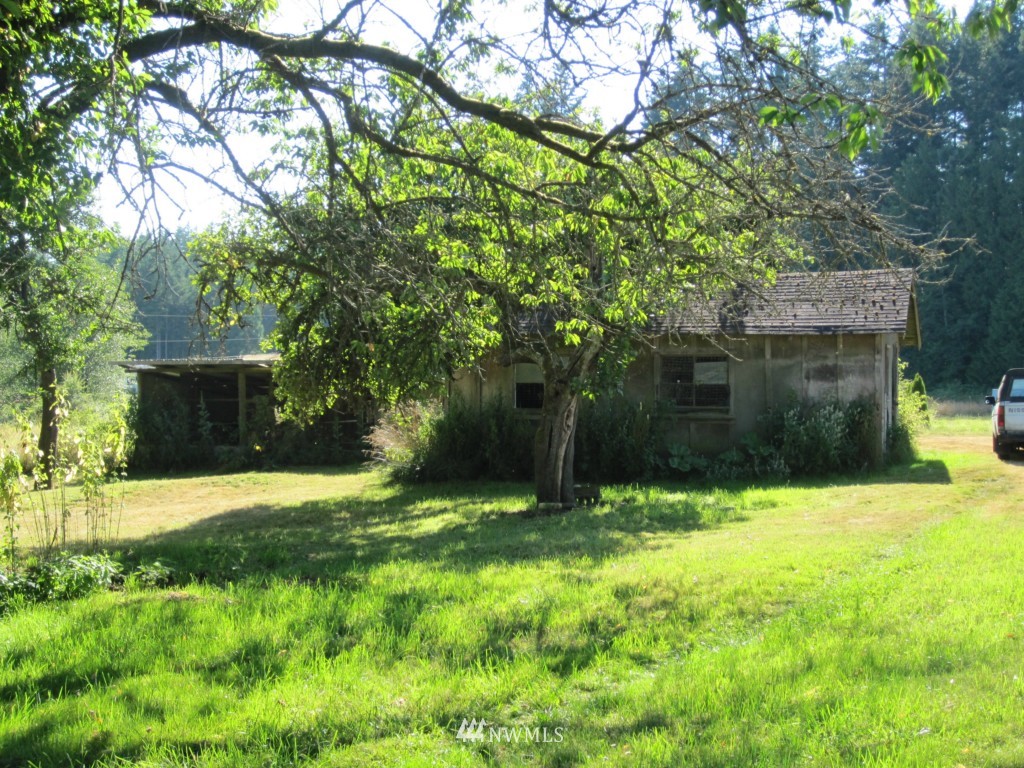 22119 Foss Road Northeast Poulsbo, WA 98370 - Photo 8 of 13