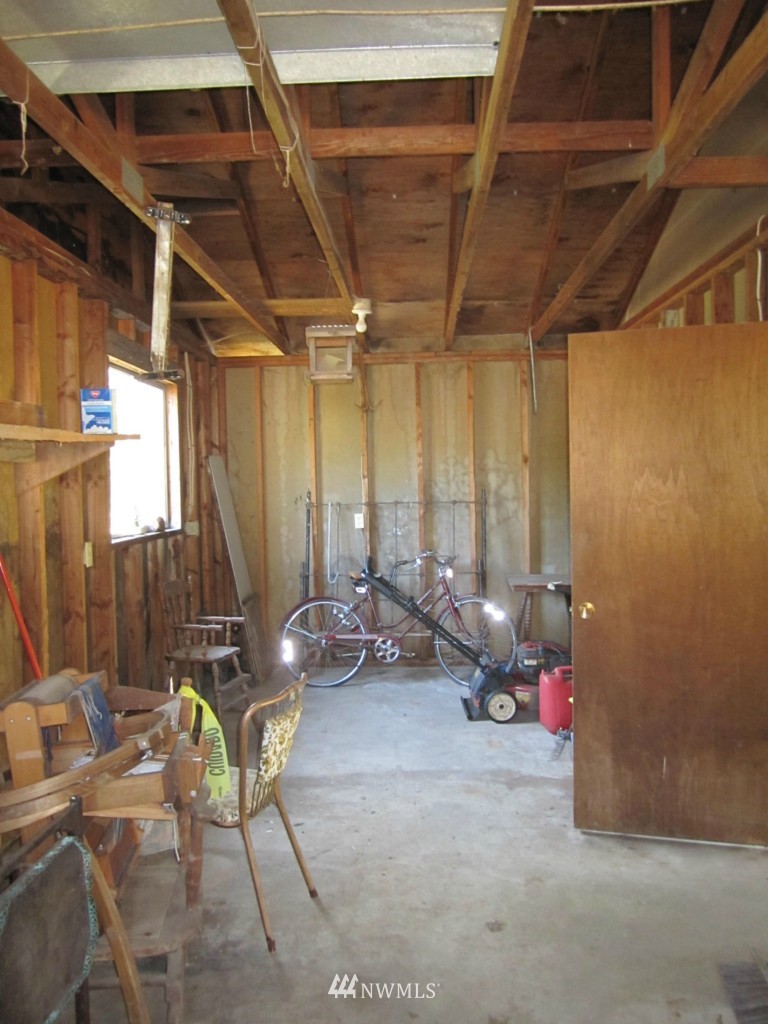 22119 Foss Road Northeast Poulsbo, WA 98370 - Photo 10 of 13