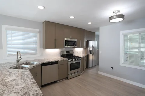 $3,995,000 | 1522-24 Hornblend Street, San Diego, CA 92109