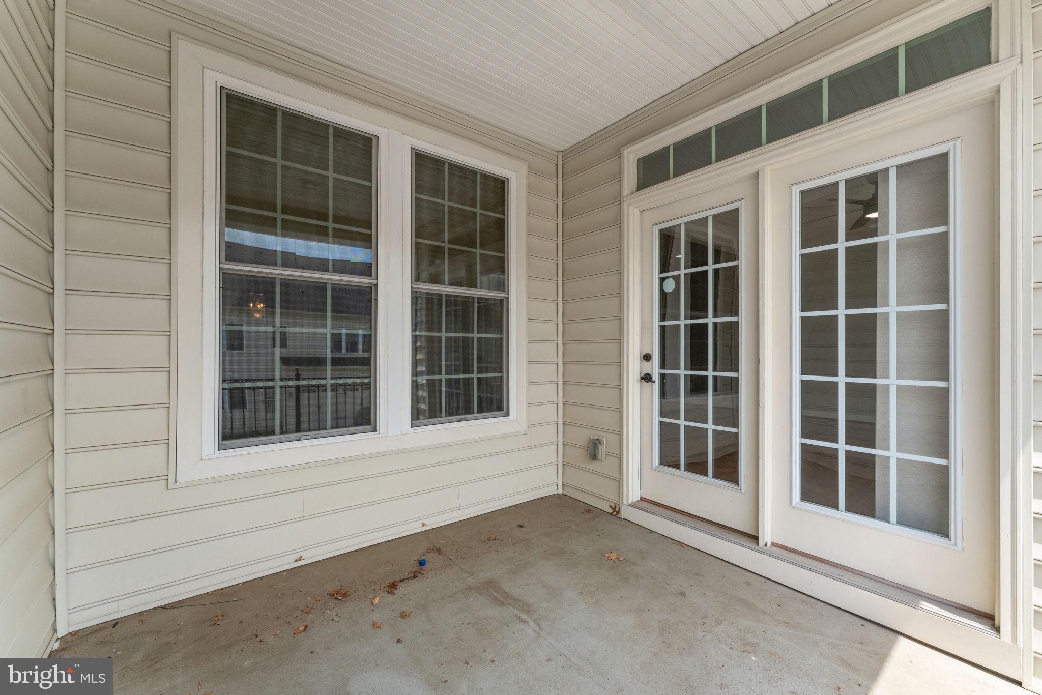 42524 Rowderbury Square Chantilly, VA 20152 - Photo 30 of 73 Balcony
