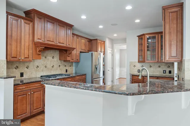 $3,642 | 42524 Rowderbury Square, Chantilly, VA 20152